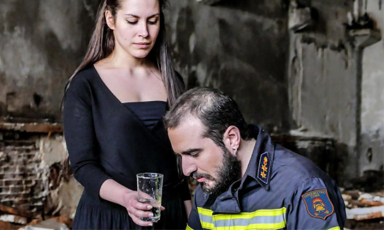 …Από έρωτα, του Θοδωρή Αθερίδη: Νέες παραστάσεις στο Θέατρο Αργώ!