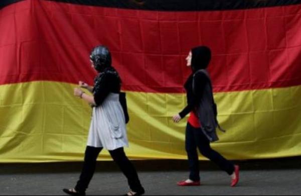 Σόιμπλε: Τι θα συνέβαινε στην Ελλάδα αν η Γερμανία έκλεινε τα σύνορά της;