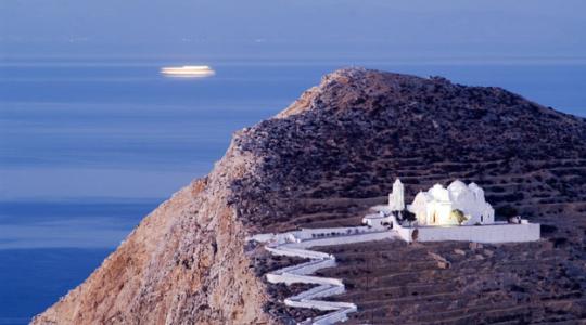 Το ελληνικό νησί που βρίσκεται ανάμεσα στους κορυφαίους προορισμούς της Ευρώπης!