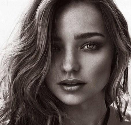 Η Miranda Kerr μας εκπλήσσει κάθε φορά!