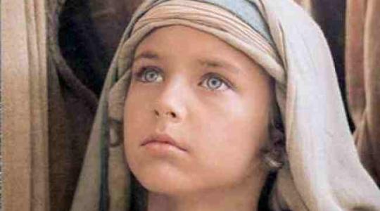 Ήρθε η ώρα να δείτε πως είναι ο μικρός πρωταγωνιστής της σειράς «ο Ιησούς από τη Ναζαρέτ» 38 χρόνια μετά!