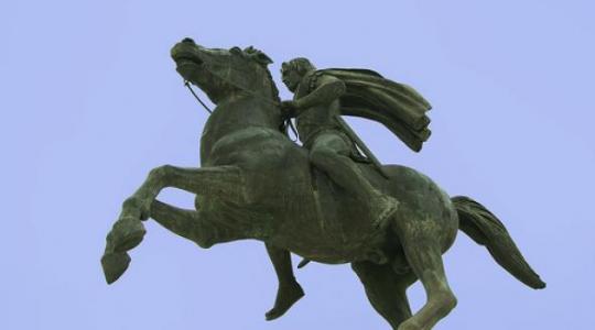 Στο κέντρο της Αθήνας το άγαλμα του Μεγάλου Αλεξάνδρου