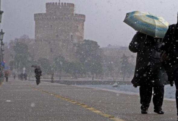 Βίντεο από την ισχυρή χιονόπτωση στη Θεσσαλονίκη