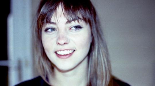 ANGEL OLSEN Live….