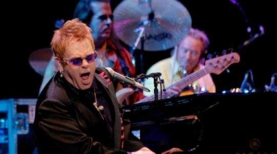 Τι είπε ο Elton John στους Scissor Sisters;