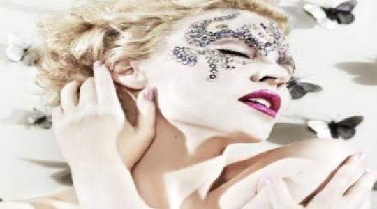 “Kylie Minogue:Μου ήταν δύσκολο να τραγουδάω μετά το καρκίνο…”