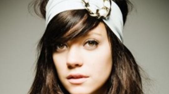 H Lily Allen δεν ενδιαφέρεται για το αν θα κερδίσει στα Brit Award