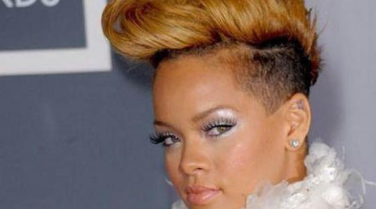 Εσπευσμένα εισήχθη στο νοσοκομείο η Rihanna…