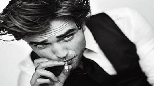 Ο Robert Pattinson τώρα και τραγουδιστής…