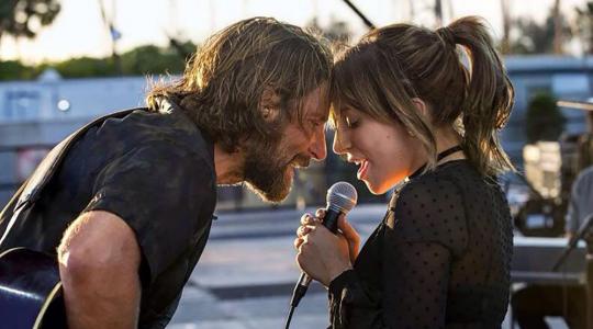 Η Lady Gaga και ο Bradley Cooper τραγουδούν το Shallow στα Oscars