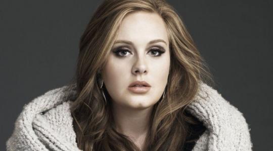 Δεν θα πιστεύετε πώς έχει γίνει η Adele! Πραγματικά αγνώριστη!!