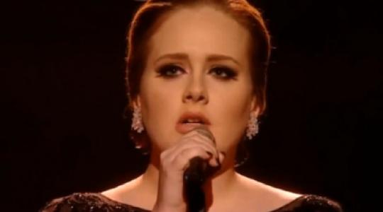 Έτοιμη και για την εντέκατη εβδομάδα η Adele…