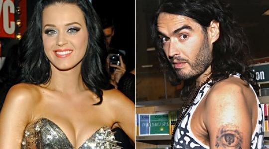 H Katy Perry ξεχνάει ότι είναι παντρεμένη!