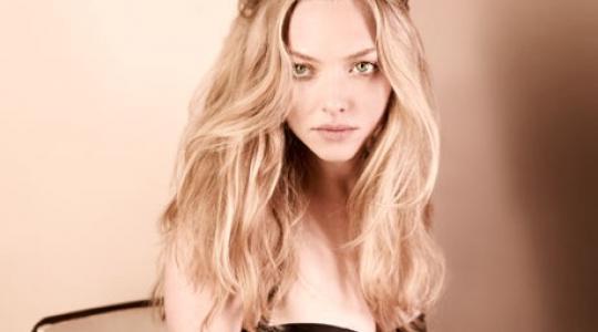 Amanda Seyfried: «Νιώθω πιο άνετα χωρίς ρούχα»!