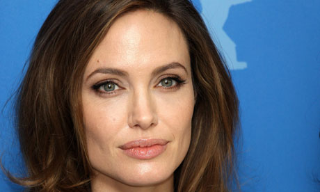 Η ΑΠΙΣΤΕΥΤΗ αλλαγή στην εμφάνιση της Angelina Jolie! Έγινε ΞΑΝΘΙΑ!