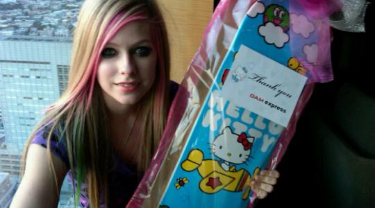 Η Avril Lavigne σε άλλη μια εντυπωσιακή φωτογράφιση