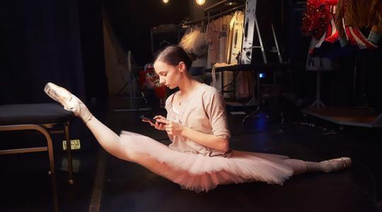 15 εικόνες που δείχνουν ότι το μπαλέτο είναι μια τέχνη για πολύ ισχυρές γυναίκες!