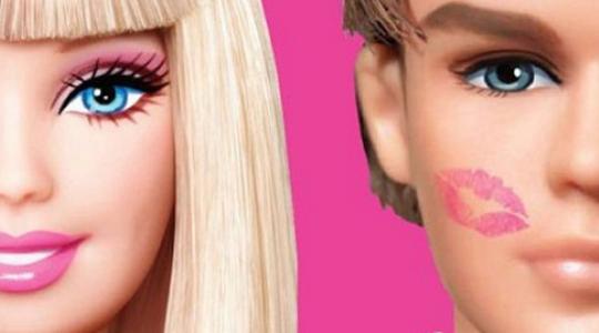 Η Greenpeace επιτίθεται στην Mattel και οδηγεί την Barbie και τον Ken χωρισμό…. δείτε το video..!