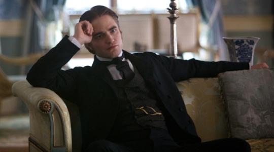 “Bel Ami”: Δείτε φωτογραφίες από την νέα ταινία του Robert Pattinson!