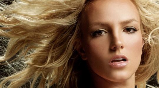 Britney Spears… Πήγε στην παρουσίαση της σειράς εσωρούχων της.. χωρίς εσώρουχο…