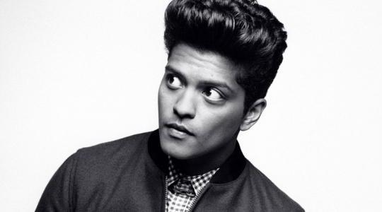 Δύσκολες ώρες για τον Bruno Mars