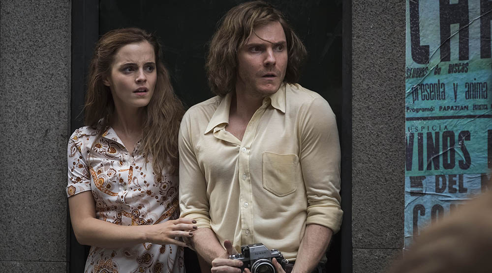 Η Emma Watson προσπαθεί να σώσει τον Daniel Bruhl στο νέο trailer του «Colonia»