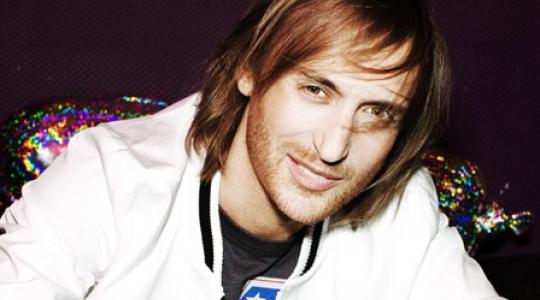 Τρελάθηκε ο David Guetta…