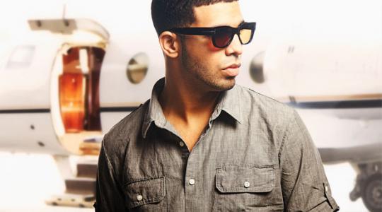 O Drake προσγειώνεται στο νούμερο 1 του billboard 200 με το νέο του άλμπουμ ‘Thank me later’