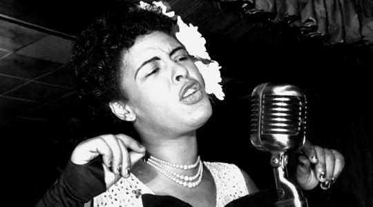Σαν σήμερα, 17 Ιουλίου 1959, πέθανε η βασίλισσα της jazz, Billie Holiday