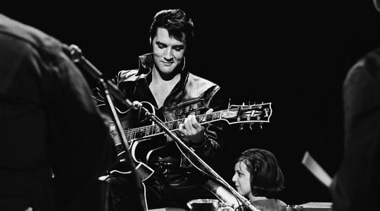 Γνωρίστε καλύτερα τον Elvis Presley στο «The Searcher»