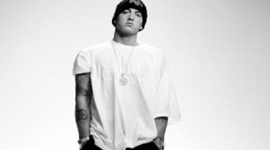 Watch Eminem’s new music video for “Not afraid”…