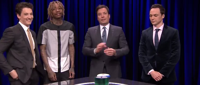 Jim Parsons, Jimmy Fallon, Wiz Khalifa & Miles Teller παίζουν Taboo!