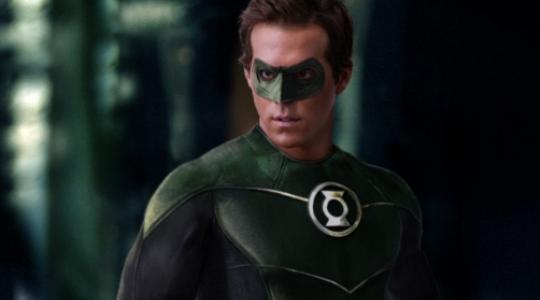 Watch the new Green Lantern trailer!