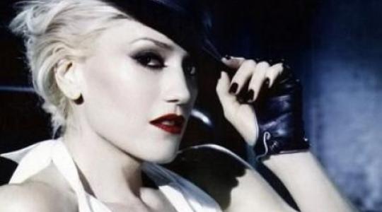 H Gwen Stefani φωτογραφίζεται για το περιοδικό In Style!!