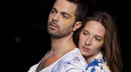 Μήπως το καινούριο videoclip του Ηλία Βρεττού, μας θυμίζει κάτι από Σάκη Ρουβά…?