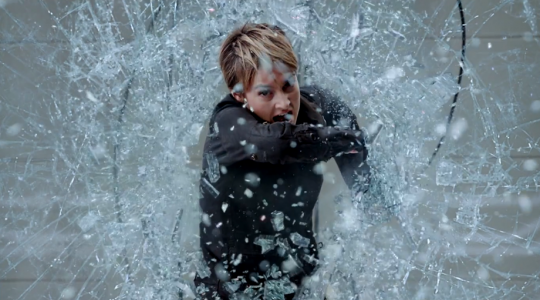 Η Shailene Woodley εναντίον της Kate Winslet στο νέο σποτ του «Insurgent»