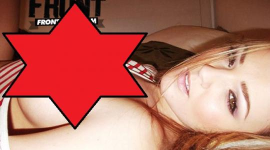 Και το όνομα αυτής… Jodie Gasson.. Τα καλύτερα στήθη που έχει να προσφέρει η Αγγλία!