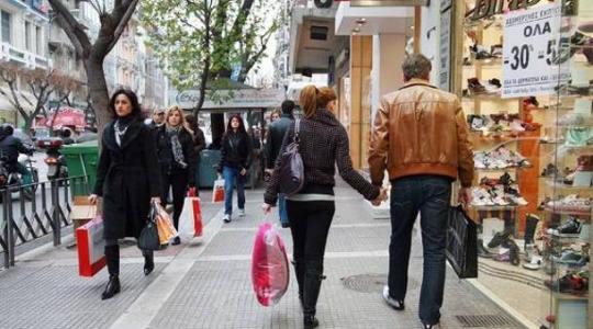 Συνεχίζεται η διαμάχη για το άνοιγμα των καταστημάτων και τις Κυριακές!