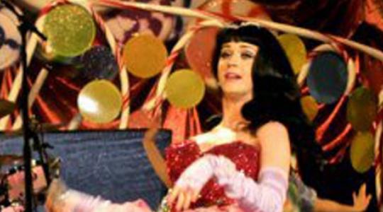 H Katy Perry, δεν έχει μυστικά… μας τα έδειξε όλα στην συναυλία της στο Sidney..!