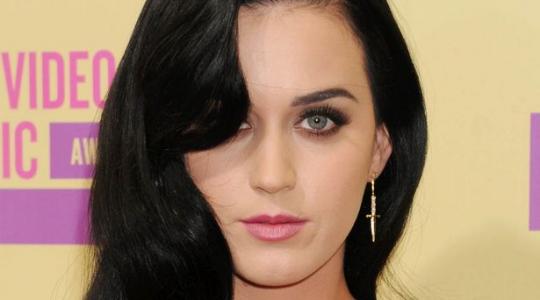 Το μεγαλύτερο διάστημα που η Katy Perry δεν έκανε σεξ ήταν….