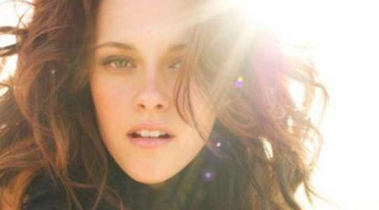 Kristen Stewart: Δεν είχα ποτέ σχέση με ωραίο άντρα