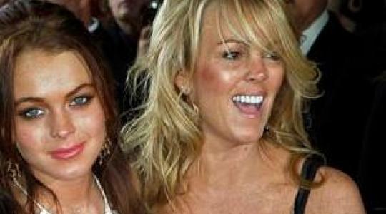 Η Dina Lohan μιλάει για τη Lindsay! και τι λέει…