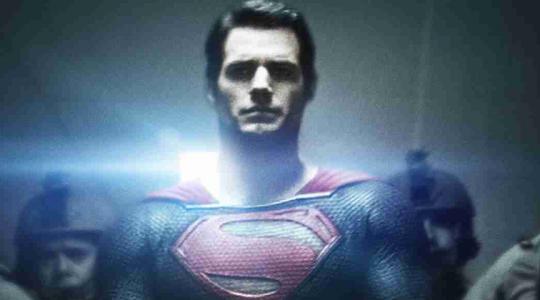 ΣΤΟ POSTER ΤΟΥ «MAN OF STEEL» O SUPERMAN ΕΙΝΑΙ Ο ‘ΚΑΚΟΣ’ ΤΗΣ ΥΠΟΘΕΣΗΣ