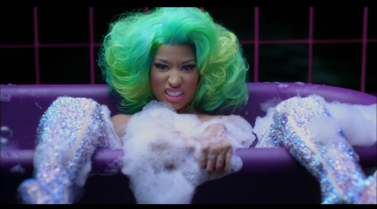 I am your leader…Δείτε το “γυμνό” Video Clip της Nicki Minaj!!