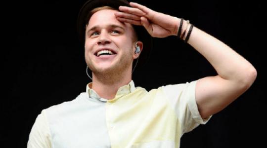 “Rihanna down” και Olly Murs στη κορυφή της Βρετανίας!