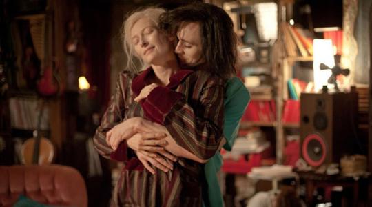 Η Tilda Swinton και ο Tom Hiddleston το ρίχνουν στο χορό για το «Only Lovers Left Alive»