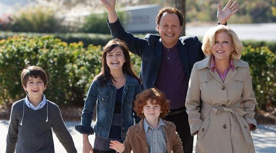 ΠΡΩΤΟ CLIP ΓΙΑ ΤΟ ΚΩΜΙΚΟ «PARENTAL GUIDANCE» ΜΕ ΤΟΝ BILLY CRYSTAL