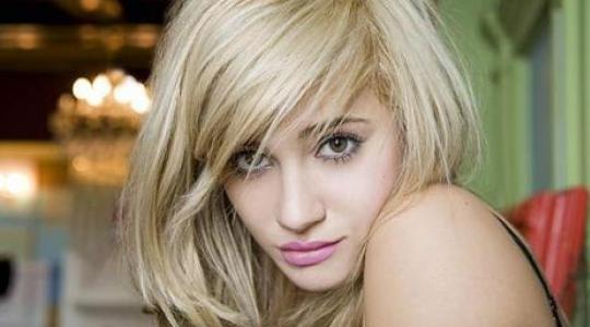 Pixie Lott: Άλλο ένα θύμα της γοητείας του Robert Pattinson και του Zac Efron..!