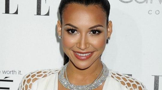 Η Naya Rivera μεταμορφώνεται σταδιακά σε Kim Kardashian!