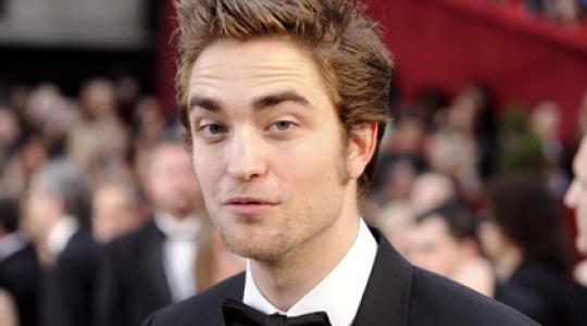 Robert Pattinson:”Θέλω να σπάσω τα μούτρα των paparazzi!”